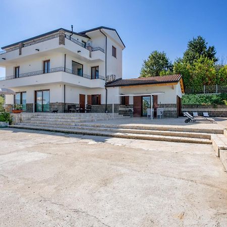 Villa Santoro Ai Tre Ulivi Con Piscina Privata Caiazzo Екстериор снимка
