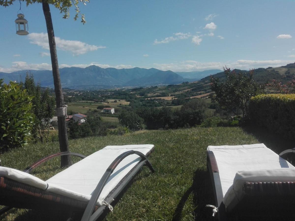 Villa Santoro Ai Tre Ulivi Con Piscina Privata Caiazzo Екстериор снимка