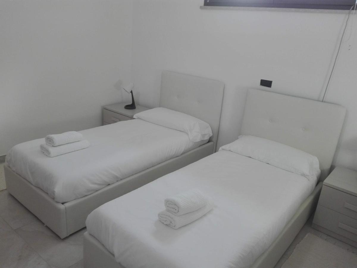 Villa Santoro Ai Tre Ulivi Con Piscina Privata Caiazzo Екстериор снимка