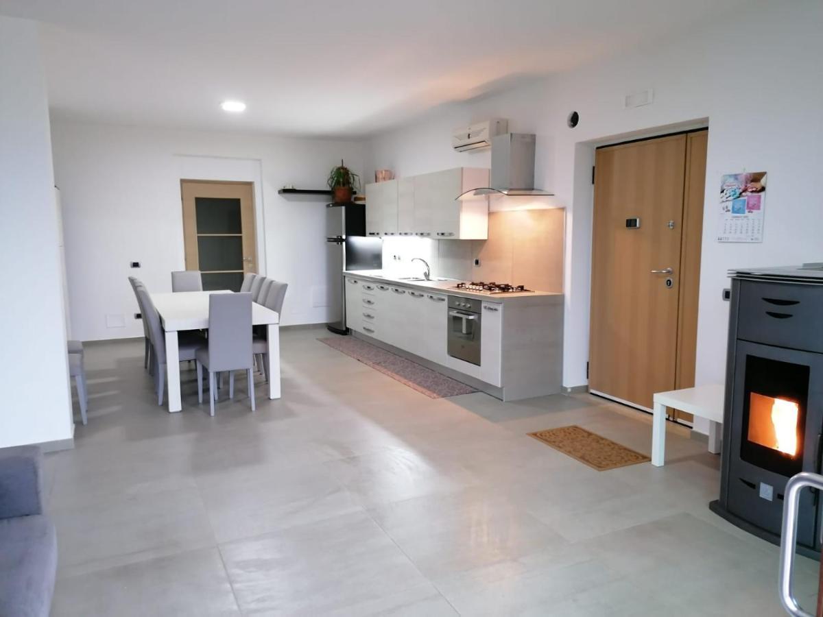 Villa Santoro Ai Tre Ulivi Con Piscina Privata Caiazzo Екстериор снимка