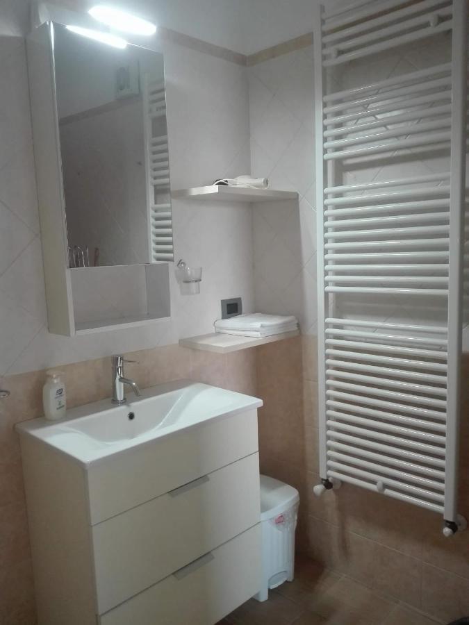 Villa Santoro Ai Tre Ulivi Con Piscina Privata Caiazzo Екстериор снимка