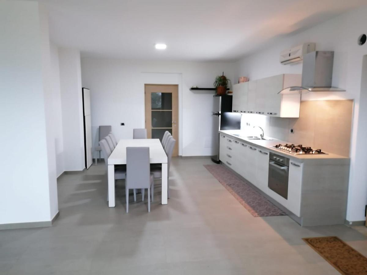 Villa Santoro Ai Tre Ulivi Con Piscina Privata Caiazzo Екстериор снимка