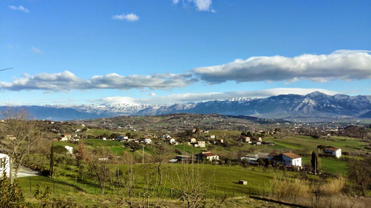 Villa Santoro Ai Tre Ulivi Con Piscina Privata Caiazzo Екстериор снимка